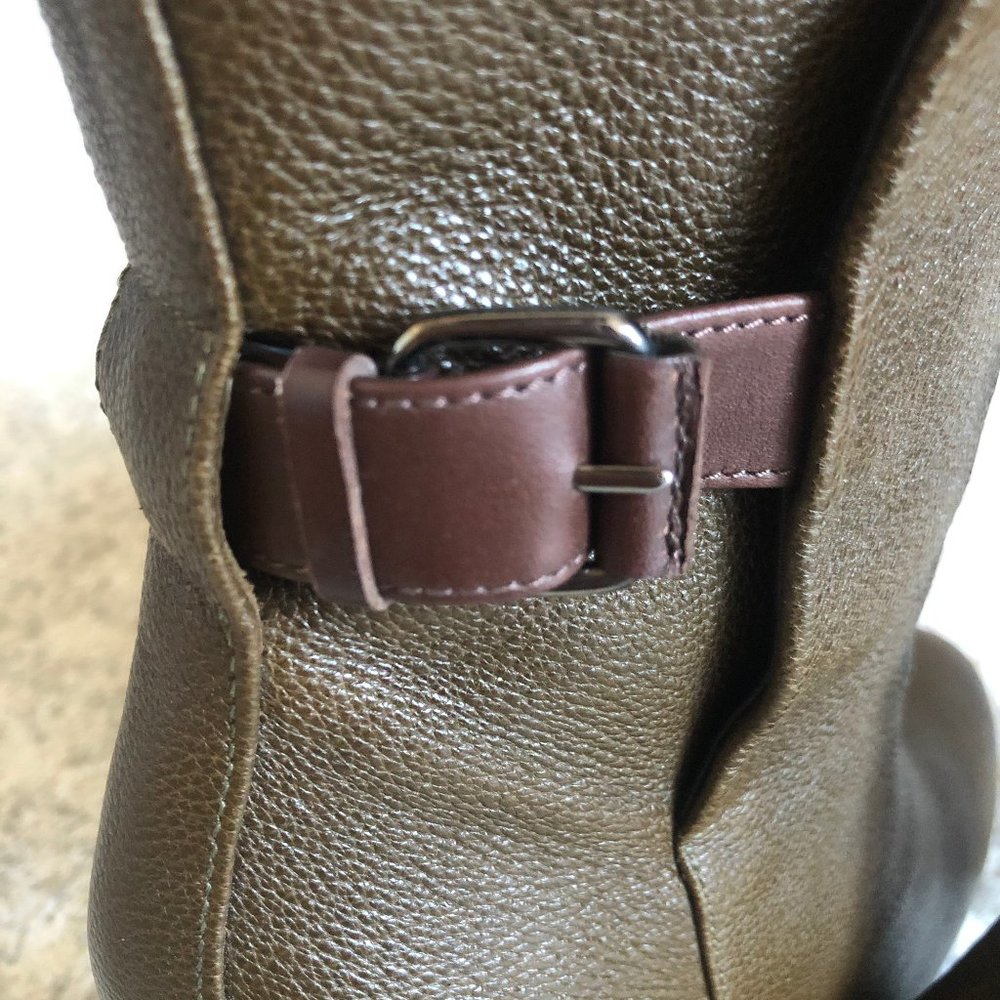 Balenciaga Textured Leather Ankle Boots - Size 40 - Picture 5 of 10